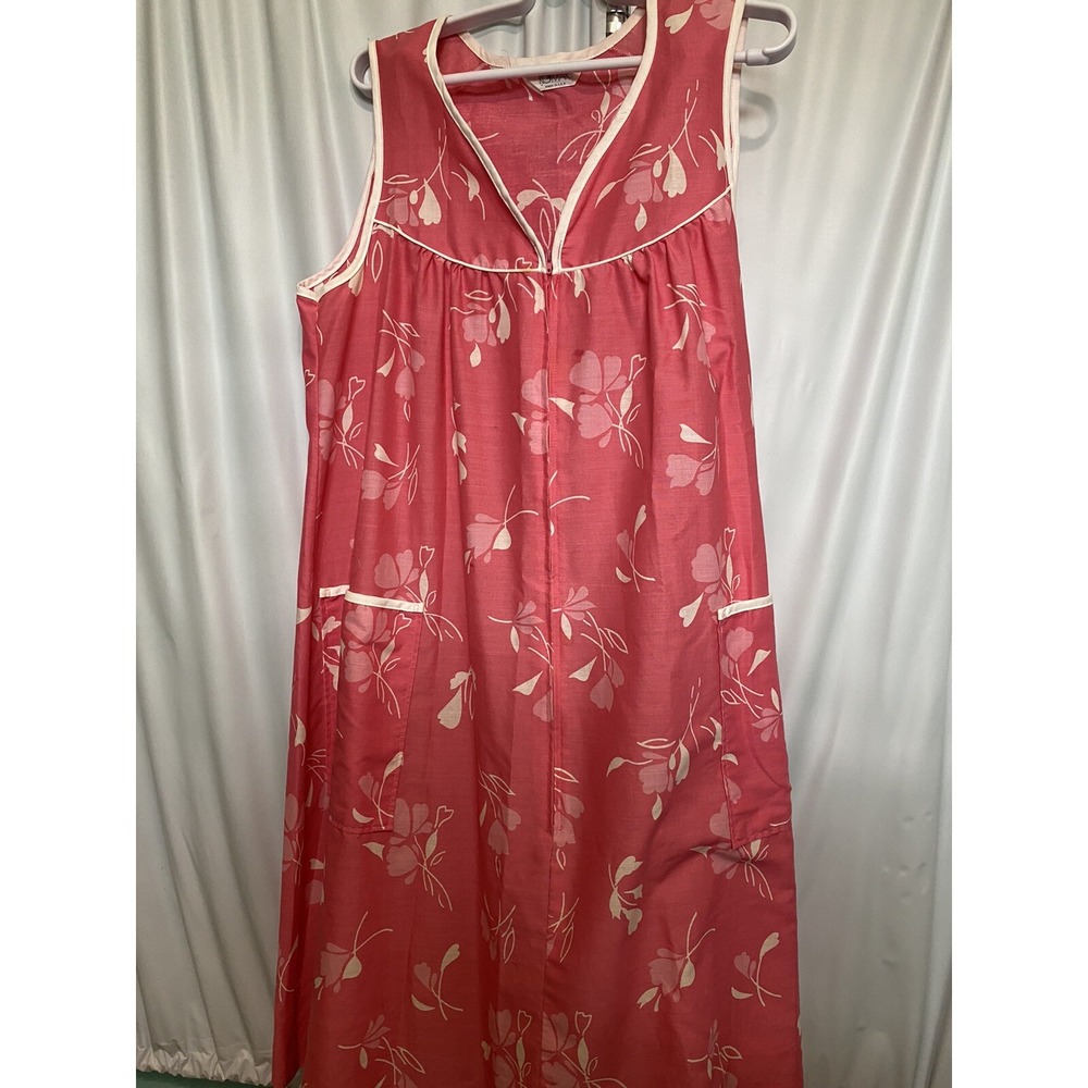 KOMAR SLEVELESS GOWN ZIP UP WITH POCKETS VINTAGE